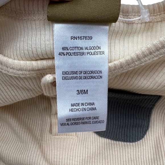 Mario Lopez Baby 3-piece Bodysuit Footed Pants Hat Outfit Set - Size 3/6M - Picture 3 of 4